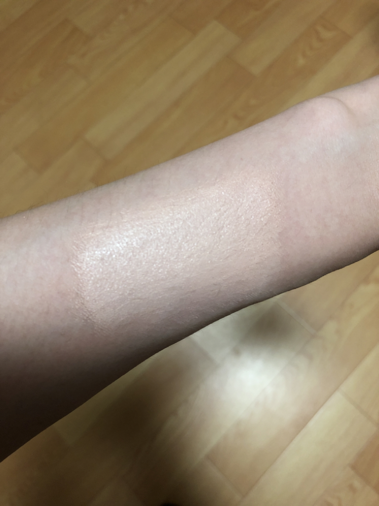 Real user review photo of Teint Idol Ultra Wear Foundation [SPF15] [110C Ivory]