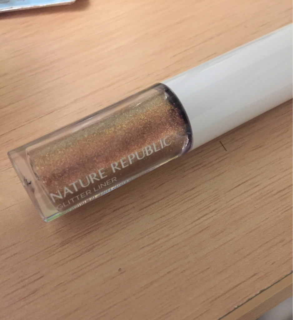 네이처리퍼블릭 (NATUREREPUBLIC) 글리터 라이너 [03 칵테일핑크] review image