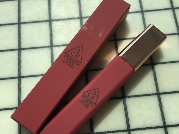 Real user review photo of Cloud Lip Tint [#Fairy Cake]