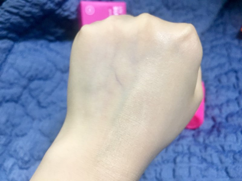 배럴코스메틱스 (BARRELCOSMETICS) 유브이 웨이브 디펜스 선스킨 [SPF50+/PA++++] review image