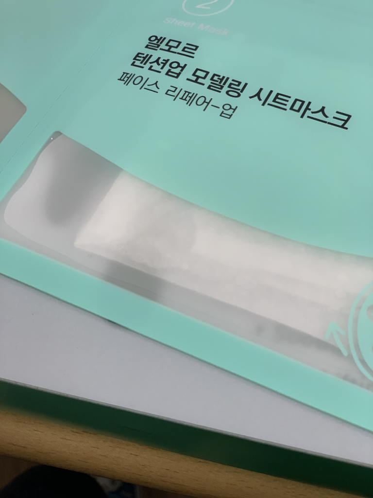 Real user review photo of Tension-up modeling sheet mask