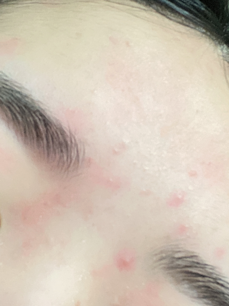 Melastop 美白防晒霜 [SPF50/PA+++)的真实用户使用照片