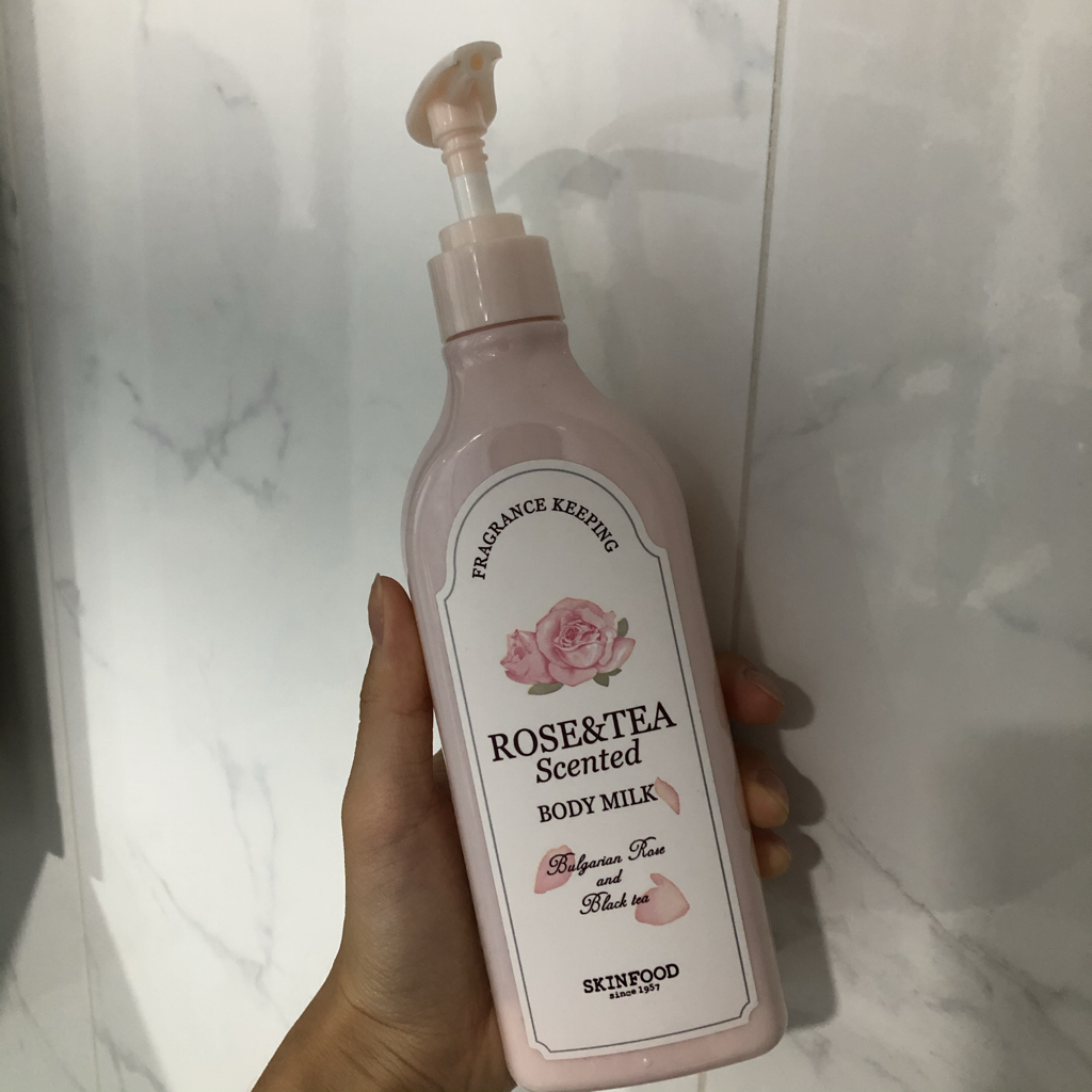 스킨푸드 (SKINFOOD) 로즈 앤 티 센티드 바디 밀크 review image