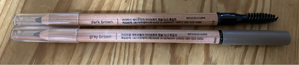 아리따움 (ARITAUM) 매트 포뮬라 아이브로우 펜슬 [5호 다크브라운] review image