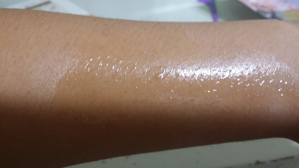 Real user review photo of California Aloe Power Lasting Sun Spray [SPF50+/PA+++]