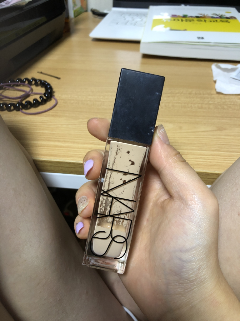 自然光泽持久粉底液 [蒙布朗]的真实用户使用照片