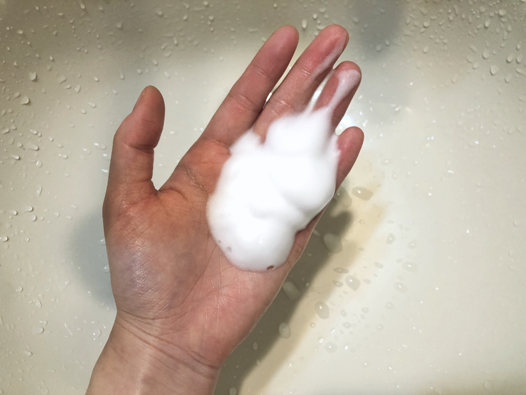 蓝莓玫瑰慕斯洁面乳的真实用户使用照片