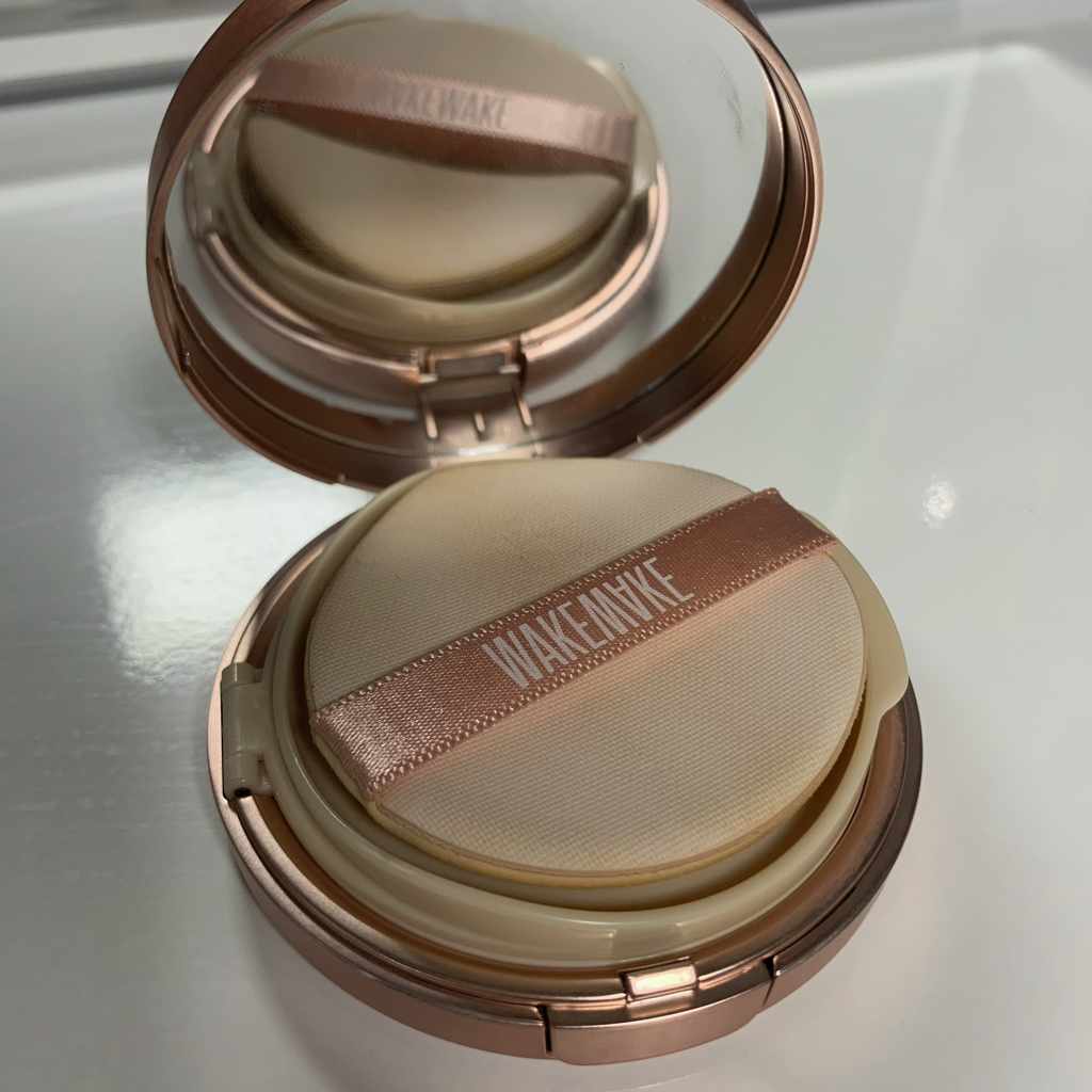 wakemake Conceal Glow Cushion [No. 23 Natural Beige] review image
