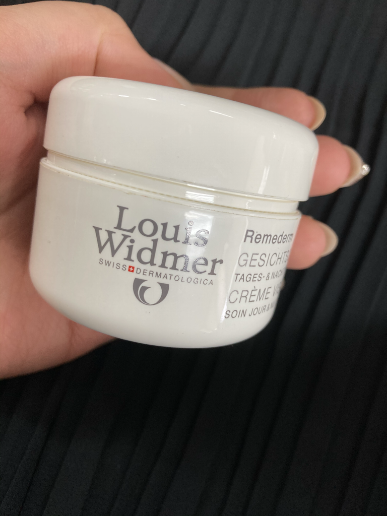 루이스비드마 (LouisWidmer) 레메덤 페이스 크림 [무향] review image