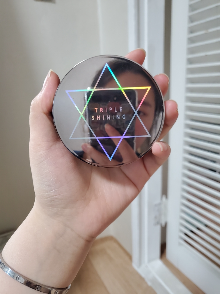 스포메틱스 (Spometics) 트리플 샤이닝 쿠션 [SPF50/PA++++] [21호] review image