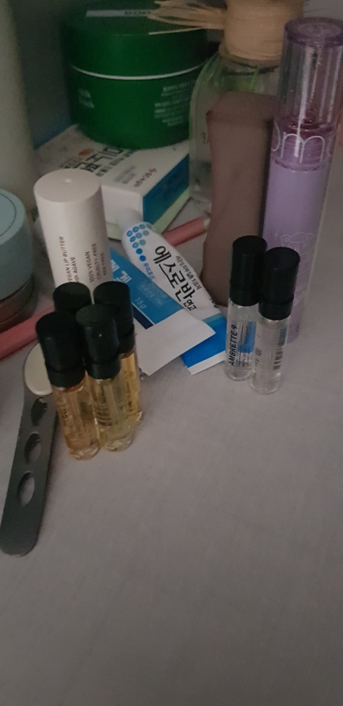LELABO Ambrette 9 EDP review image