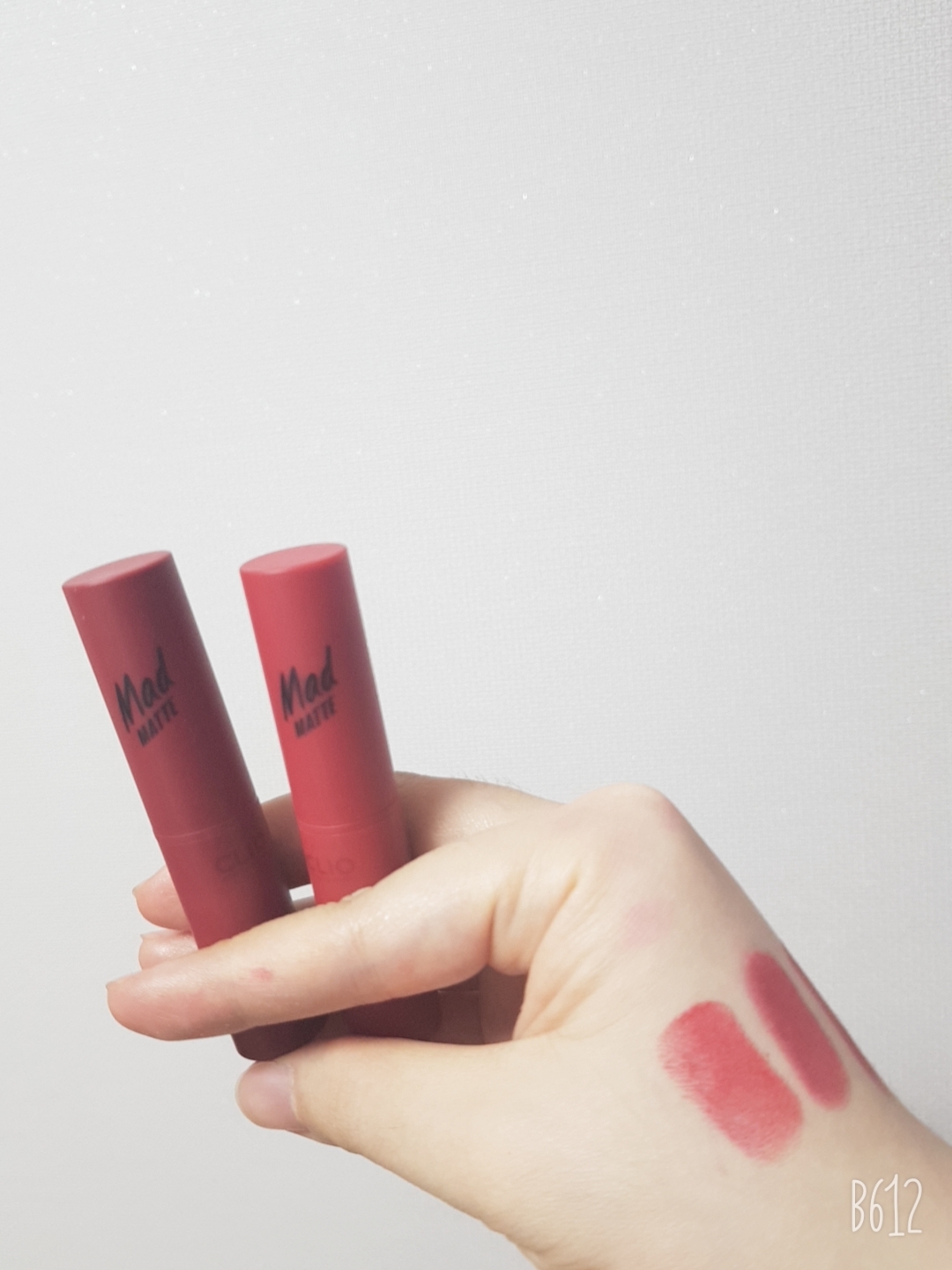 Real user review photo of Mad Matte Lip [003 Red Supreme]