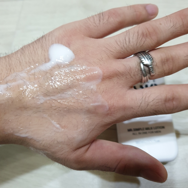 简单先生牛奶润肤露的真实用户使用照片