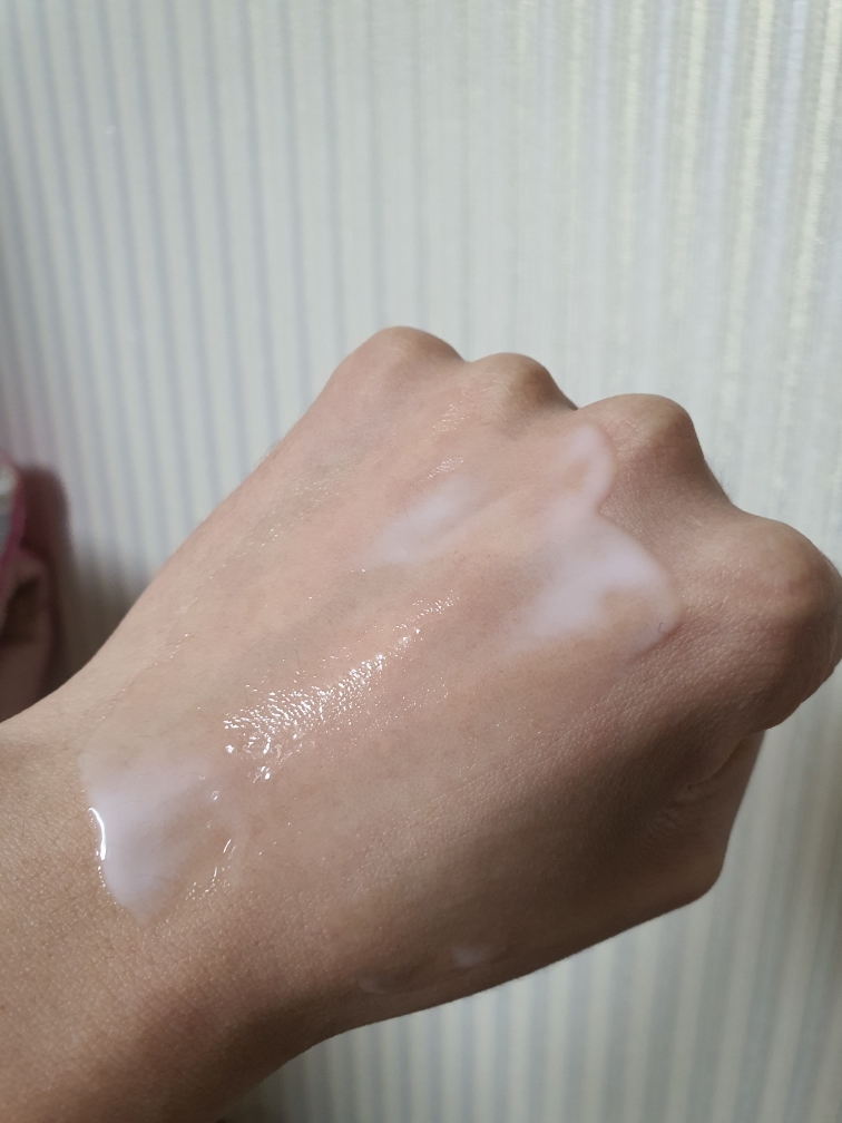 简单先生牛奶润肤露的真实用户使用照片