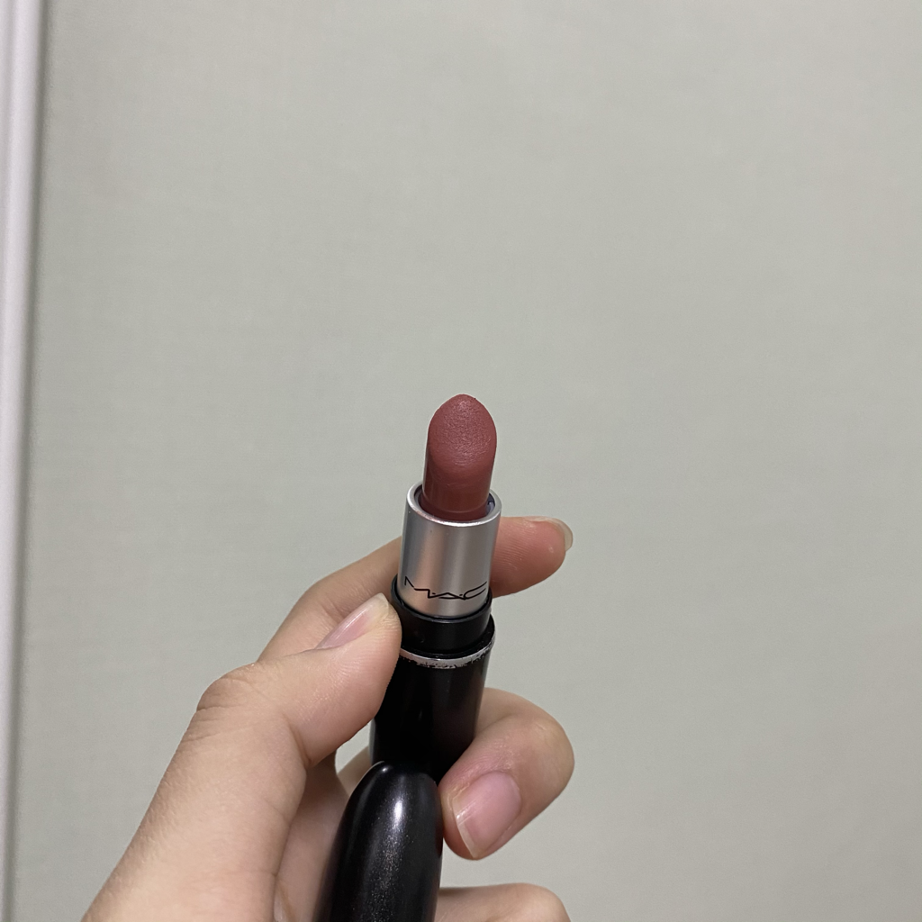 맥 (MAC) 새틴 립스틱 [모카] review image