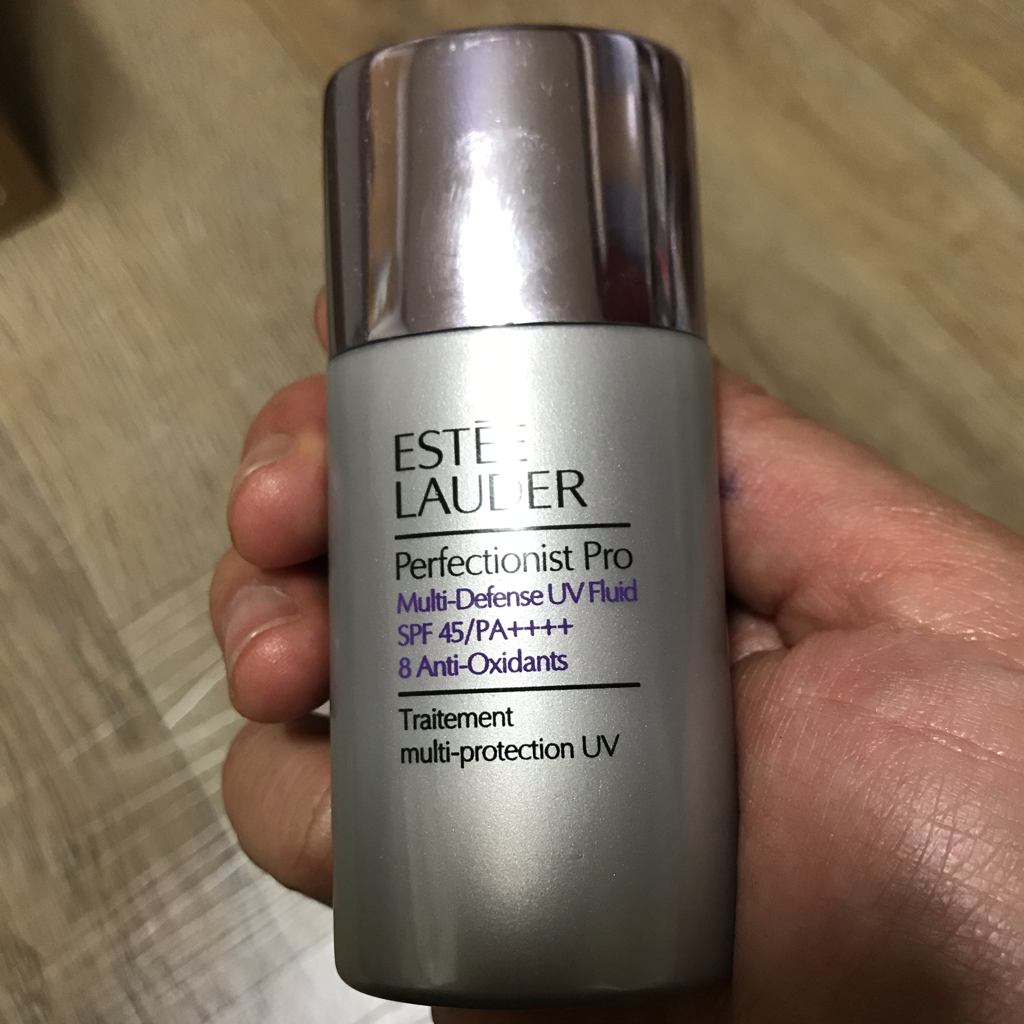 에스티로더 (ESTEELAUDER) 퍼펙셔니스트 프로 멀티 디펜스 UV 플루이드 [SPF45/PA++++] review image