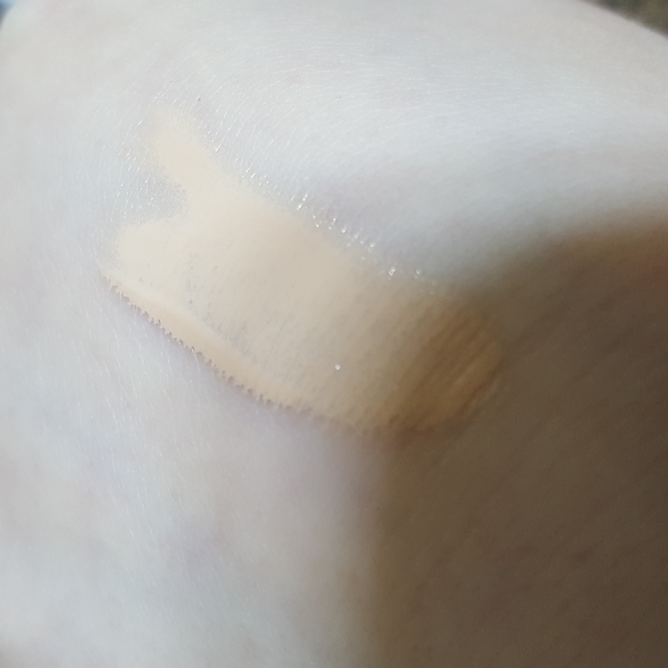 이니스프리 (INNISFREE) 마이 파운데이션 [2.1 N21호 내추럴베이지] review image