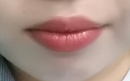唇彩 [樱桃]的真实用户使用照片