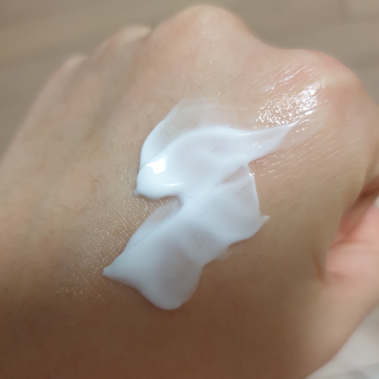 올리패스코스메슈티컬즈 (OliPassCosmeceuticals) RS. 101 더블 화이트닝 크림 마스크 review image
