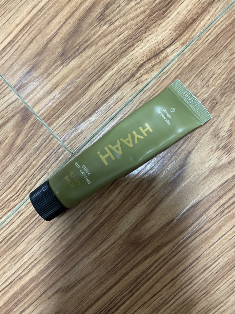 荷荷巴 20 号润唇膏的真实用户使用照片