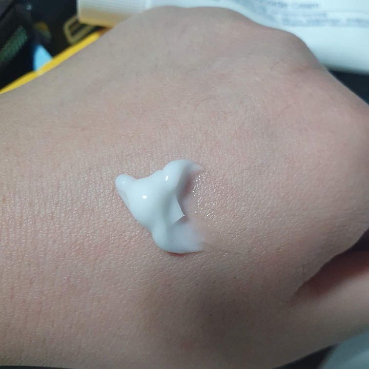 Real user review photo of Caviar Madecassoside Cream
