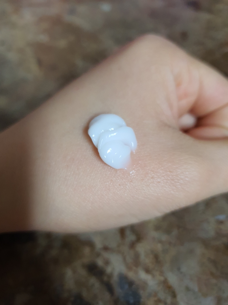 护发精华的真实用户使用照片