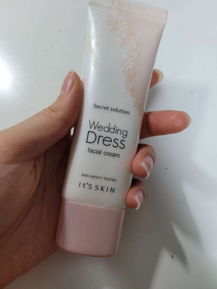 it's skin secret solution wedding dress facial cream Review It's skin Secret Solution Wedding Dress cream