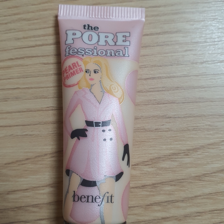 benefit The Porefessional Primer [Pearl] review image