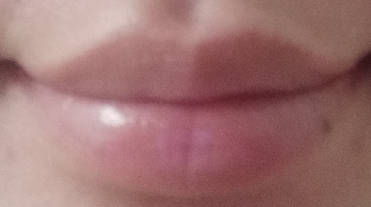 保湿护理的真实用户使用照片