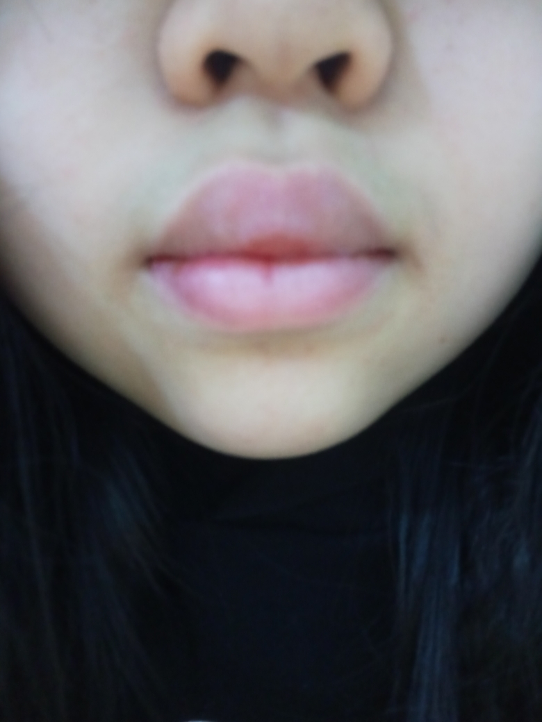 保湿护理的真实用户使用照片