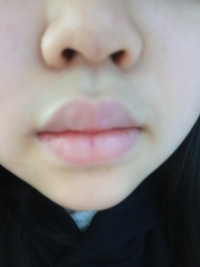 保湿护理的真实用户使用照片