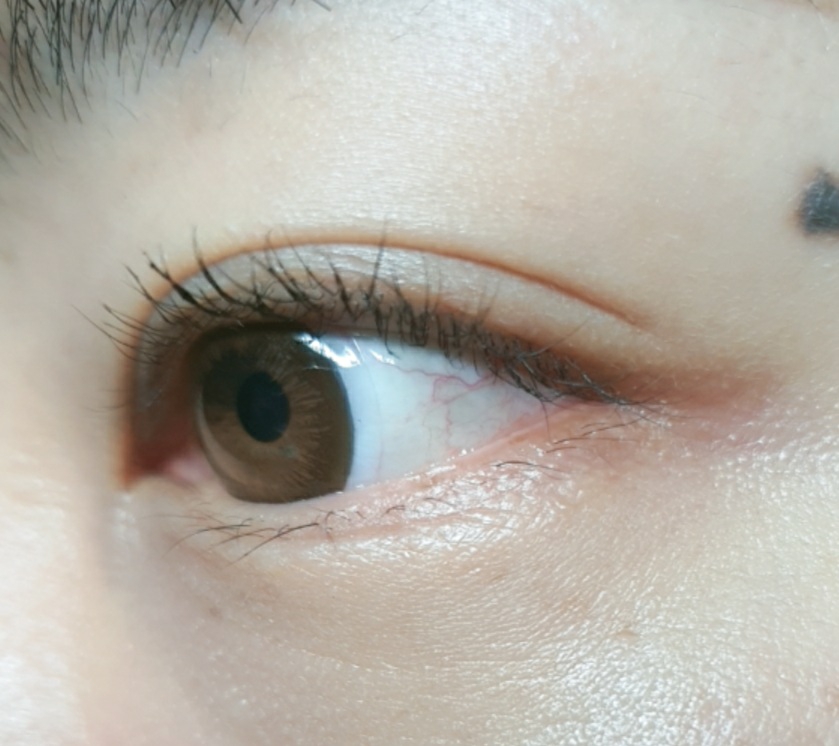 부르조아 (BOURJOIS) 아이캐칭 볼륨 마스카라 [001 델리캣블랙] review image