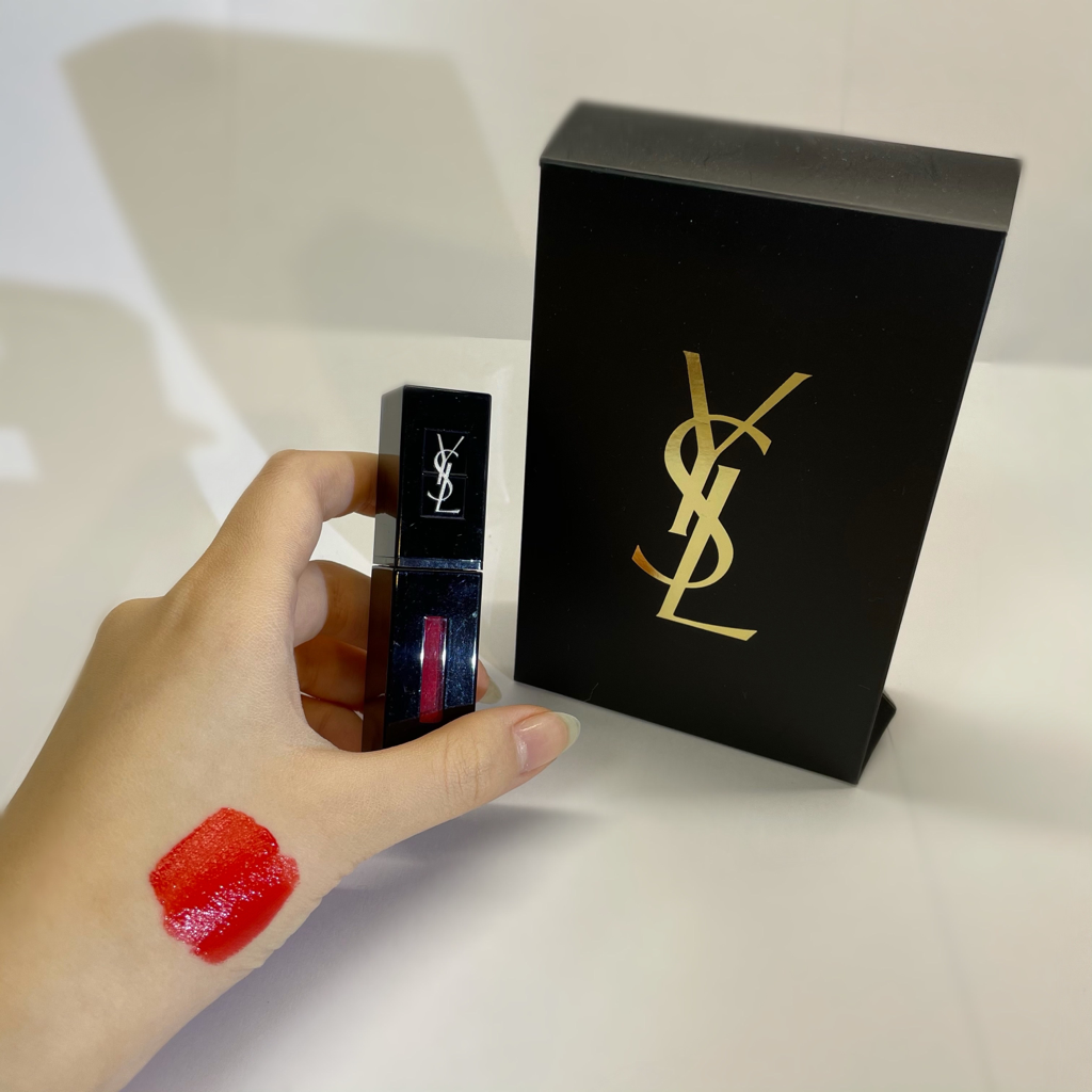 입생로랑뷰티 (YVESSAINTLAURENTBEAUTY) 베르니 아 레브르 바이닐 크림 립 스테인 [411 리듬레드] (비닐틴트) review image