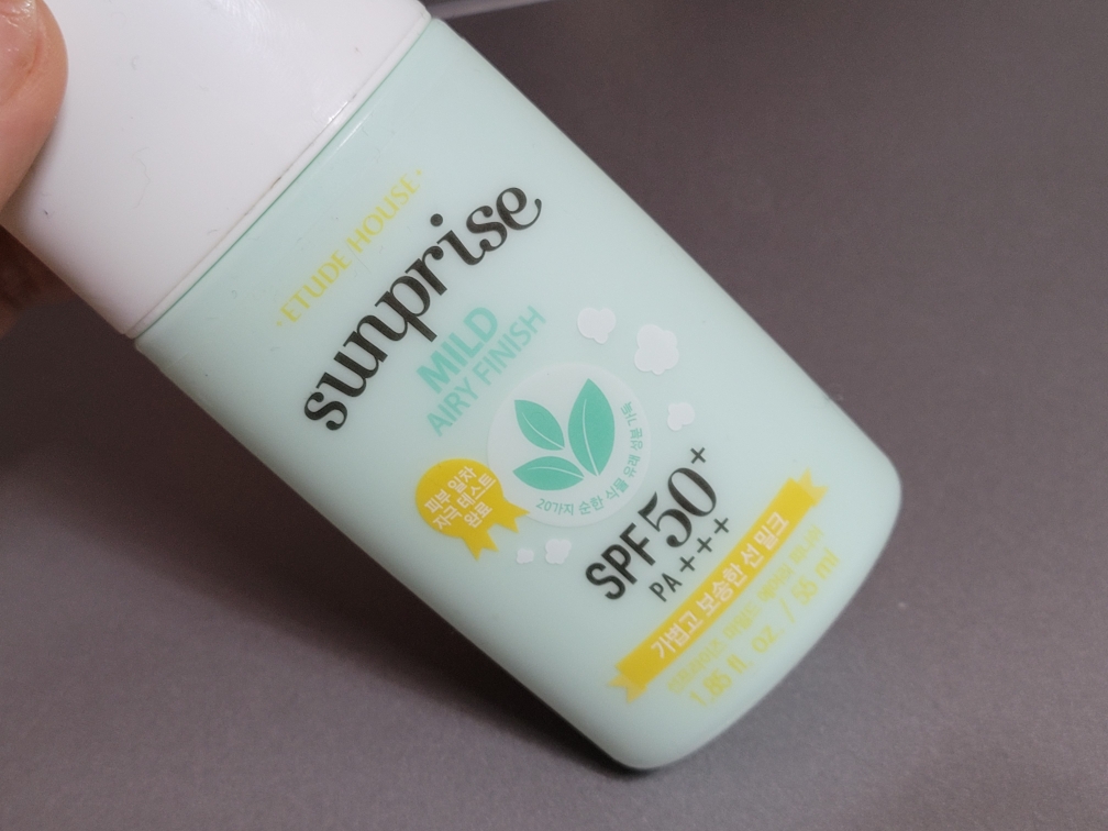 Real user review photo of Sunprise Mild Airy Finish [SPF50+/PA+++]