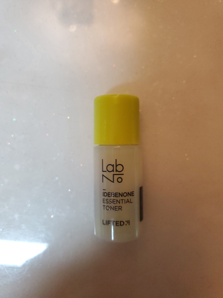 LabNo 提升伊德本精华爽肤水 common.review image