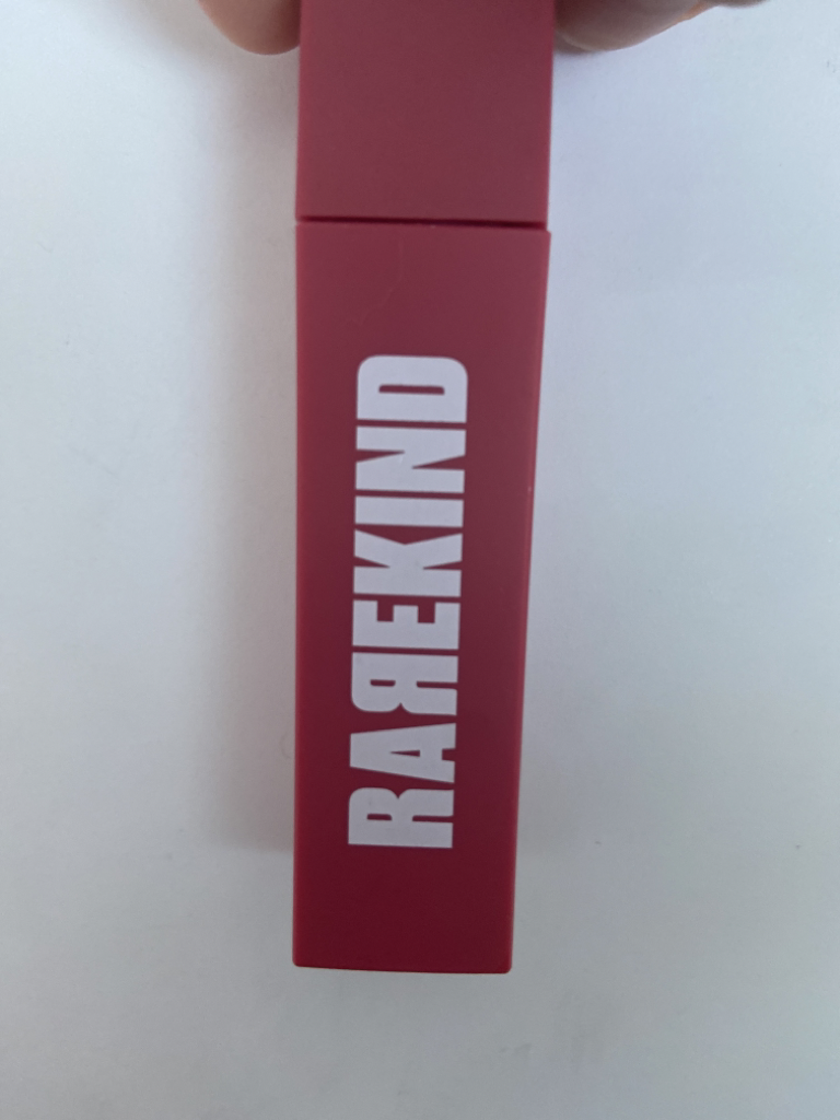 레어카인드 (RAREKIND) 오버스머지 립 틴트 [03 로즈어썸] review image