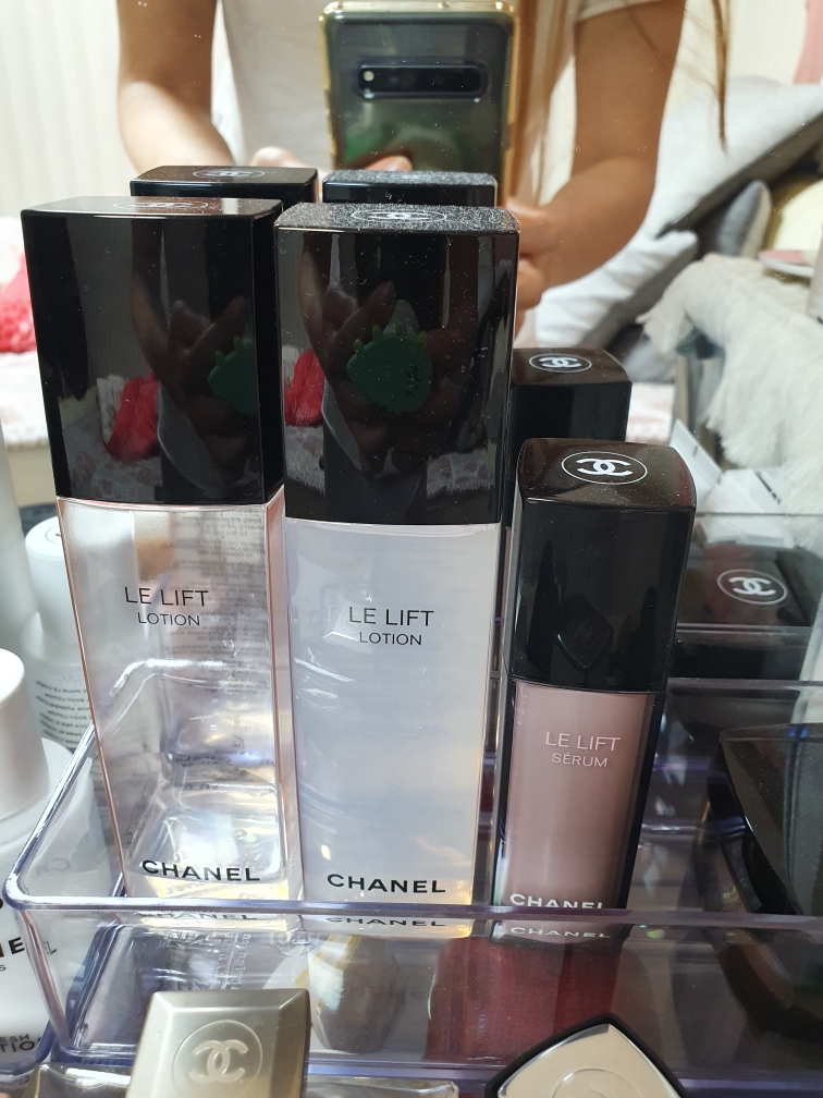 CHANEL Le Lift Lotion (Le Lift Vermeterisage Rossion) review image