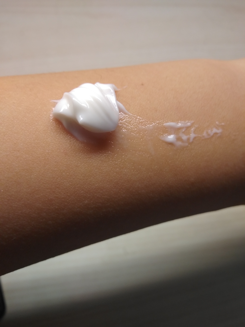 니베아 (NIVEA) 소프트 믹스 미 크림 [베리플라워] review image