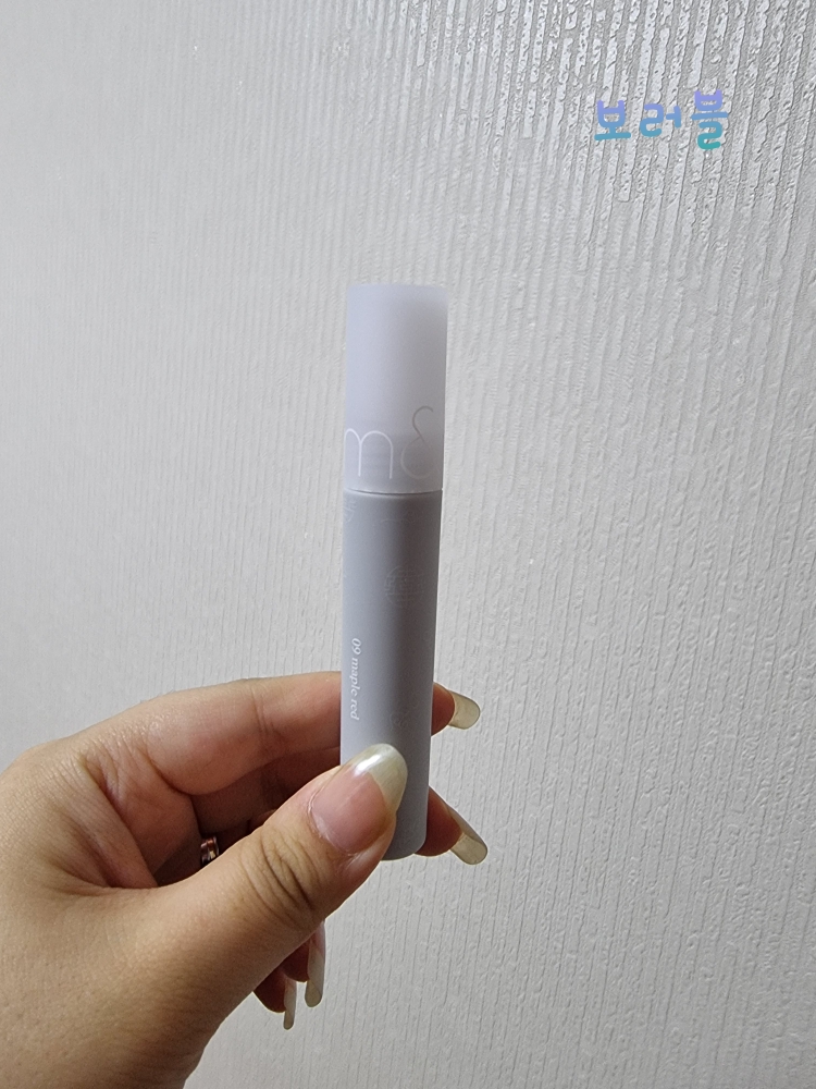 透明哑光唇膏 [09 柠檬红]的真实用户使用照片
