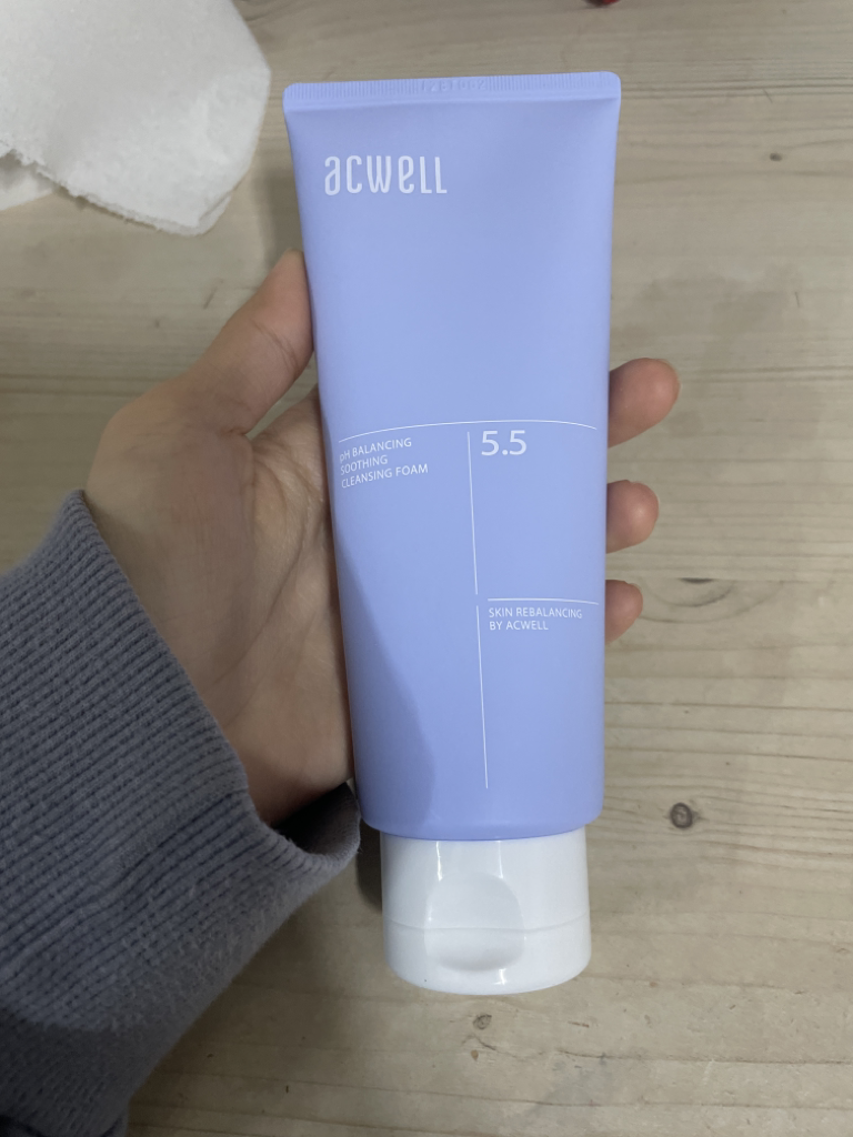 PH平衡舒缓洁面膏的真实用户使用照片