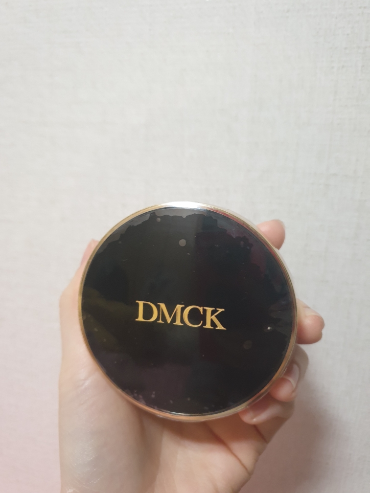 清洁弧形气垫粉底霜[SPF50+/PA+++][21号水光粉嫩米色]的真实用户使用照片