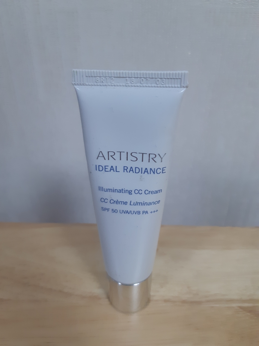 ARTISTRY Ideal Radiance Illuminating CC Cream [SPF50/PA+++] review image