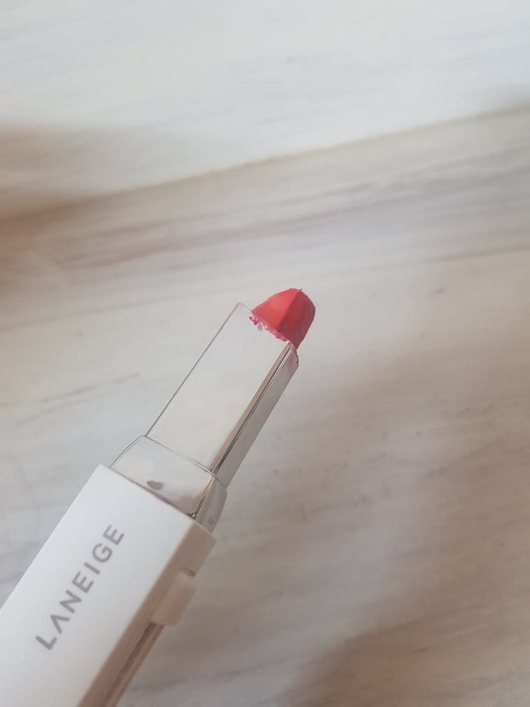 라네즈 (LANEIGE) 투톤 립 바 [No.12 맥시레드-상] review image