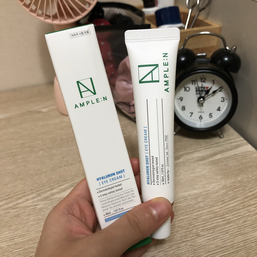 透明质酸眼霜的真实用户使用照片