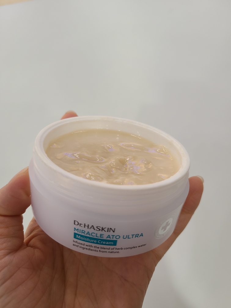 神奇阿托超保湿霜的真实用户使用照片