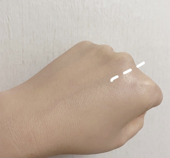 密集肌肤精华气垫粉底液 [SPF40/PA++++] [超轻]的真实用户使用照片