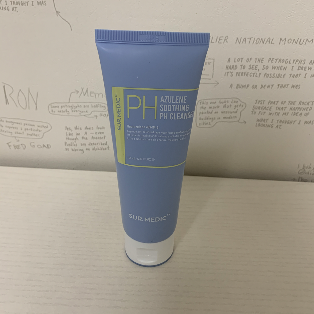 SUR.MEDIC+ AZULENE SOOTHING PH CLEANSER review image