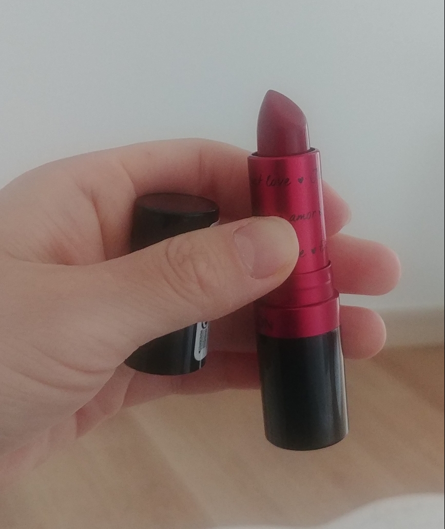 레브론 (REVLON) 수퍼 러스트러스 립스틱 [745 러브이즈온] review image