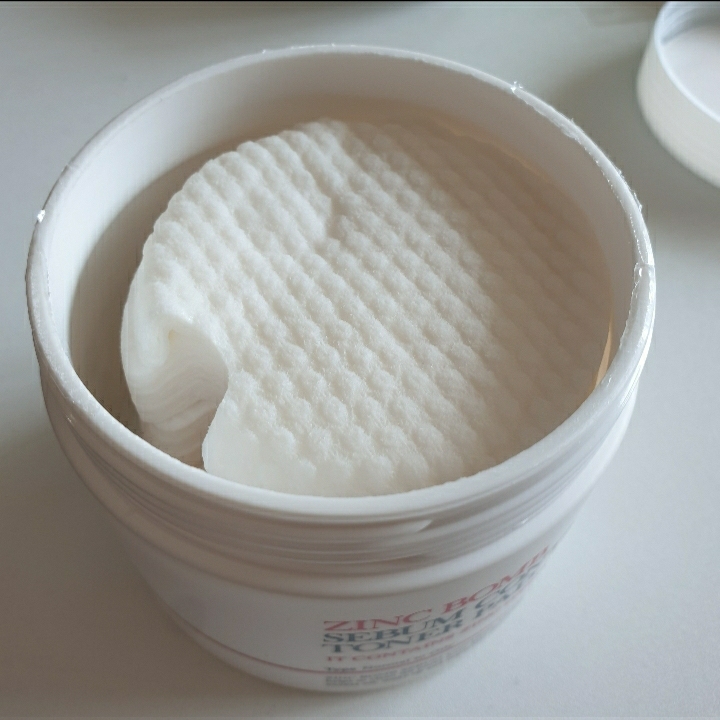 祛痘炸弹 清洁毛孔控油面膜的真实用户使用照片