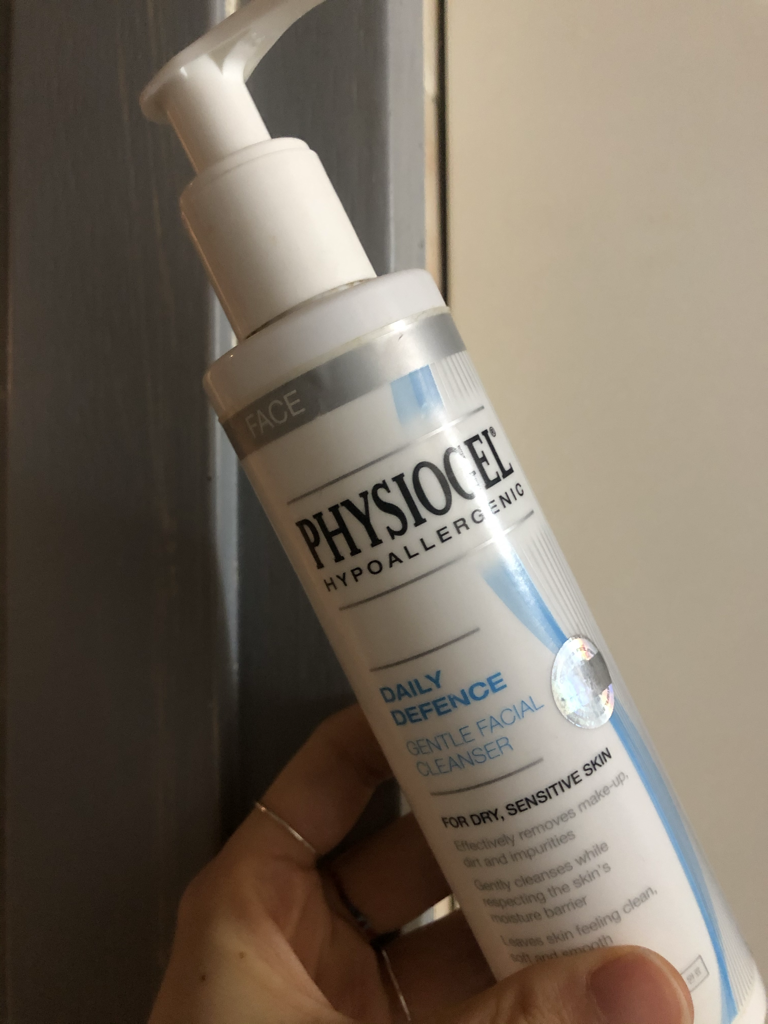 피지오겔 (PHYSIOGEL) 데일리 디펜스 젠틀 페이셜 클린저 review image